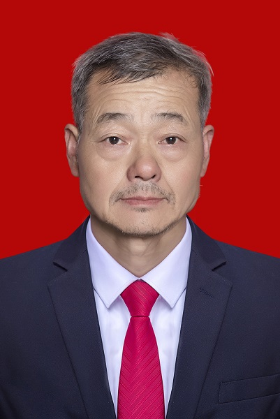 杨成国